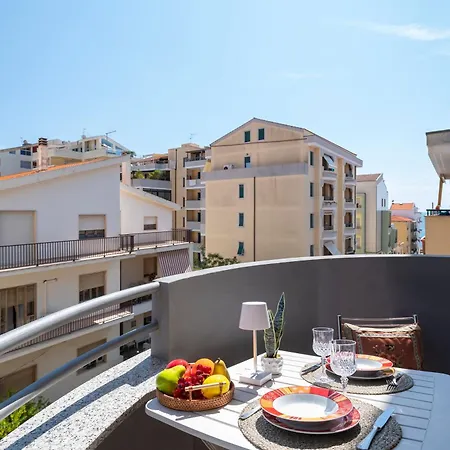 Luxury House Center Apartment